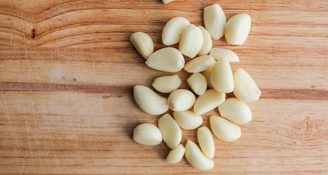 Single Clove Garlic Seeds + Plant Growth Serum Free
